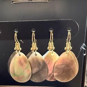 4 pair of Natural Shell Iridescent Freshwater Shell earrings hypoallergenic
